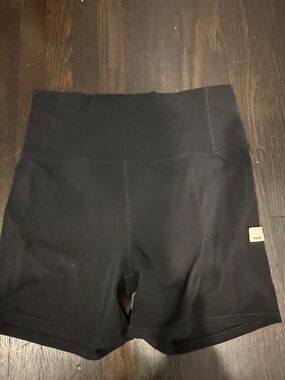 Vuori High-Rise Black Women’s Active Shorts